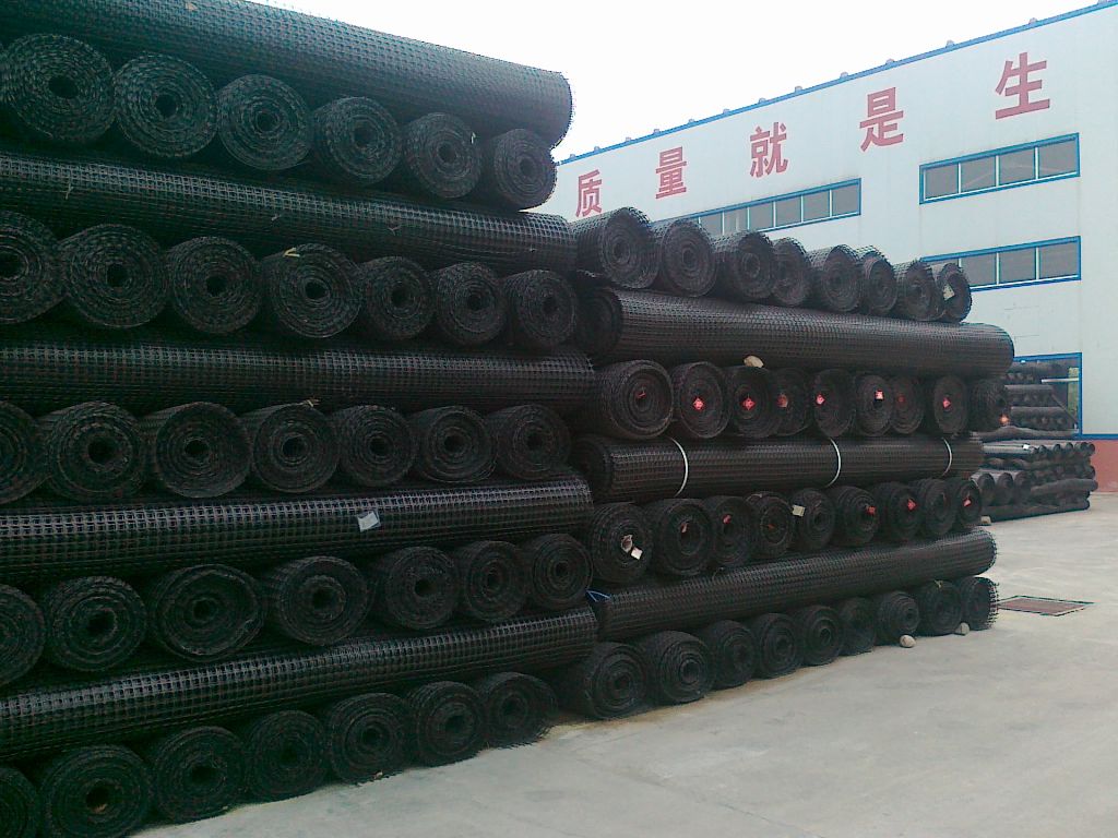 土工格柵加筋土擋土墻拉筋材料的工程特性(摩擦特性)